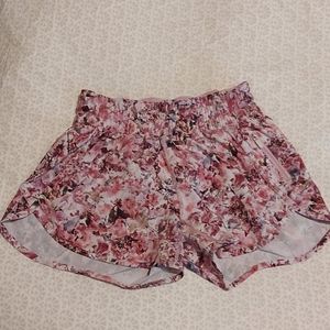 Lulu lemon running shorts